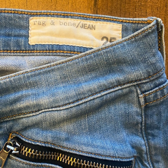 Rag and Bone Zipper Jeans size 25.  Only air dried. Excellent condition. - Picture 2 of 3